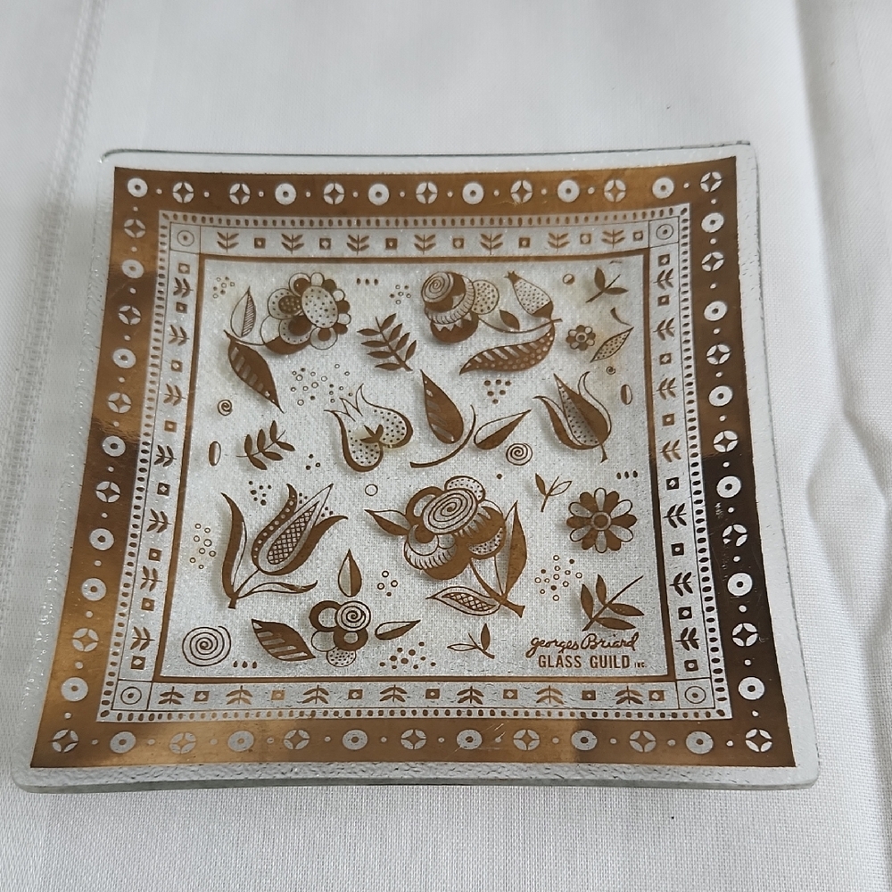 Vintage Georges Briard 6” Gold Floral Glass Plate MCM Signed Excellent